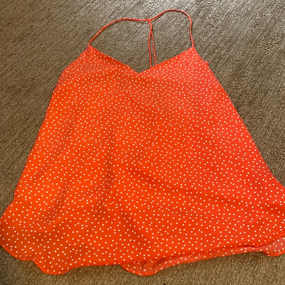 Active USA tank new with the original tags. Salmon color. Runs small to size!